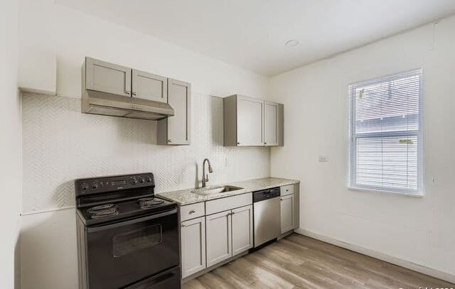 102  Aganier Ave, San Antonio, TX 78212 — photo 4