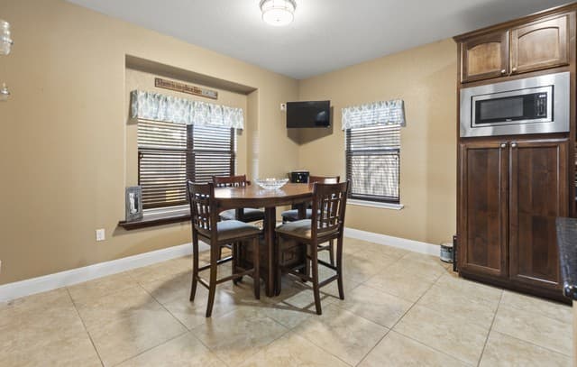 985  Boyd, Poteet, TX 78065 — photo 10