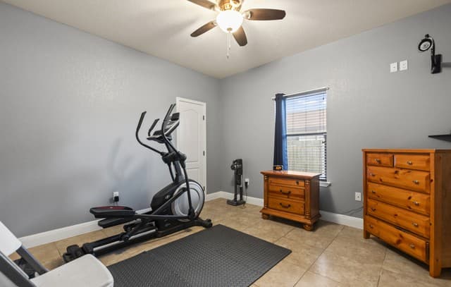 985  Boyd, Poteet, TX 78065 — photo 17