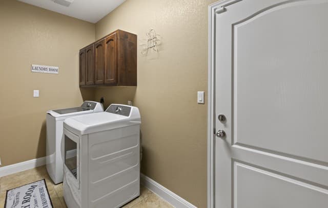 985  Boyd, Poteet, TX 78065 — photo 18