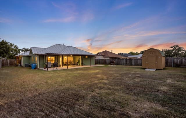 985  Boyd, Poteet, TX 78065 — photo 22