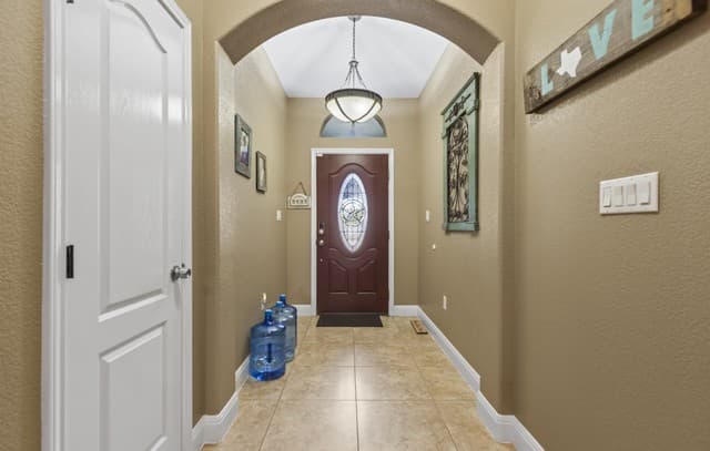 985  Boyd, Poteet, TX 78065 — photo 5