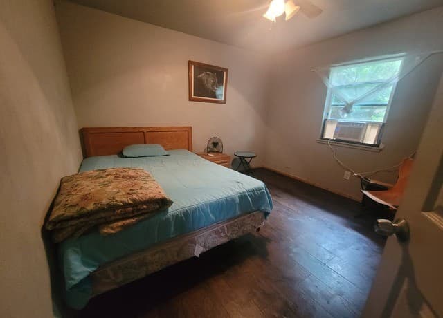 505  Chaparral, Bandera, TX 78003 — photo 4