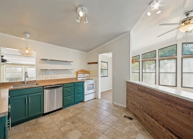 13634  Owl Tree St, San Antonio, TX 78253 — photo 9