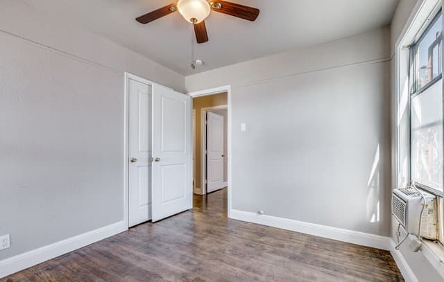 354  Las Palmas Dr, San Antonio, TX 78237 — photo 20