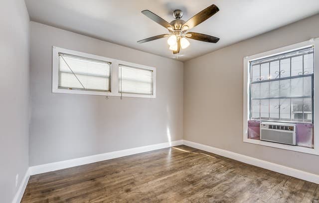 354  Las Palmas Dr, San Antonio, TX 78237 — photo 21