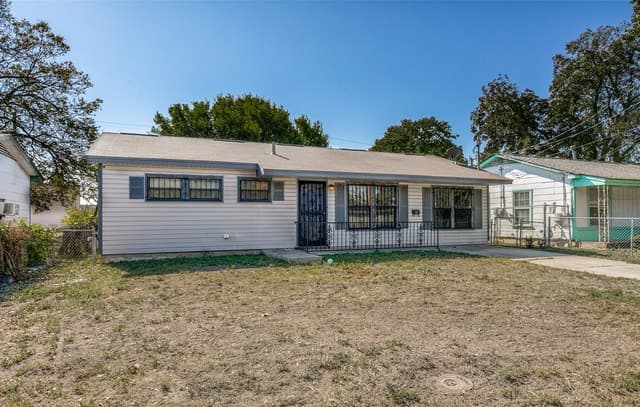 354  Las Palmas Dr, San Antonio, TX 78237 — photo 3