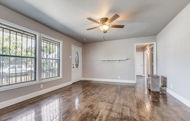 354  Las Palmas Dr, San Antonio, TX 78237 — photo 8