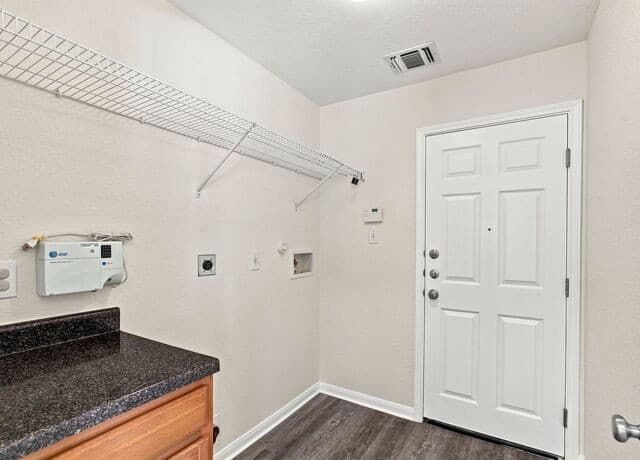 5512  Saffron Way, Leon Valley, TX 78238 — photo 13