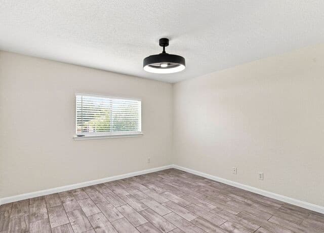 5512  Saffron Way, Leon Valley, TX 78238 — photo 17