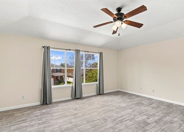 5512  Saffron Way, Leon Valley, TX 78238 — photo 20