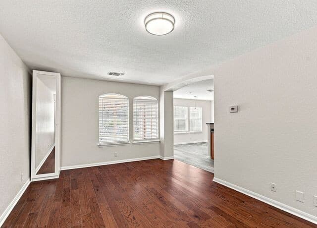 5512  Saffron Way, Leon Valley, TX 78238 — photo 7