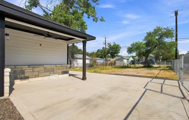 535  Greer St, San Antonio, TX 78210 — photo 19