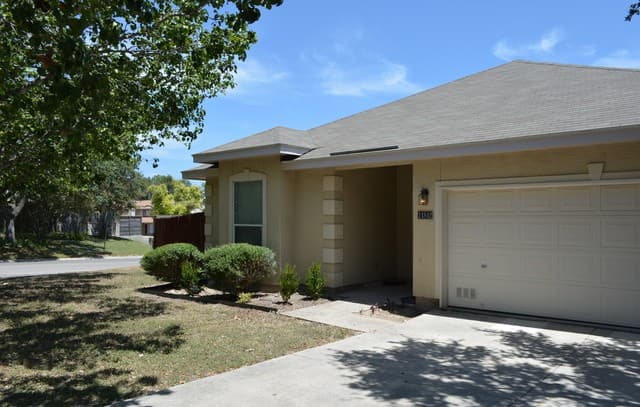 11842  Garden Gate, San Antonio, TX 78213 — photo 2