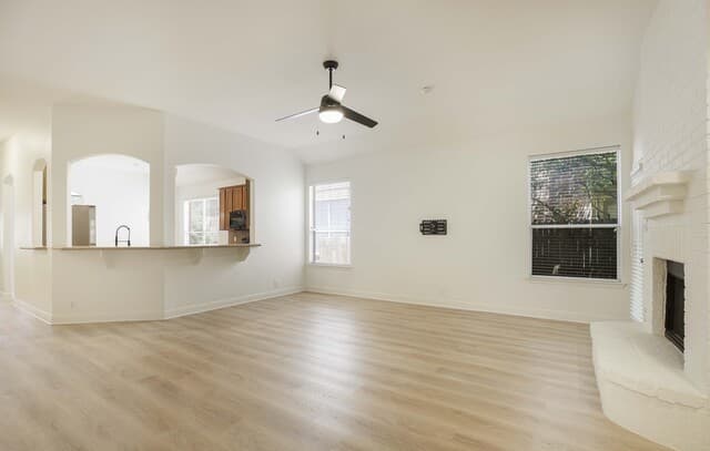 5718  Thunder Oaks, San Antonio, TX 78261 — photo 11
