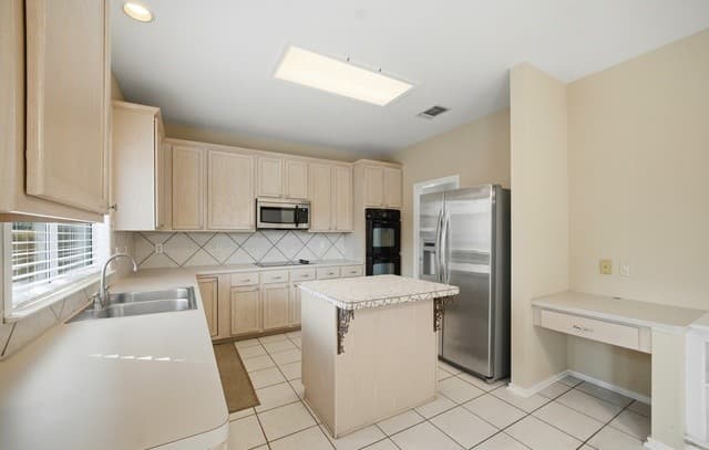 15322  Preston Cove Dr, San Antonio, TX 78247 — photo 12