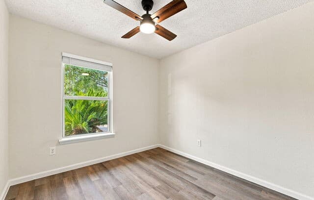 4903  Hemphill Dr, San Antonio, TX 78228 — photo 17