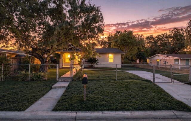 4903  Hemphill Dr, San Antonio, TX 78228 — photo 2