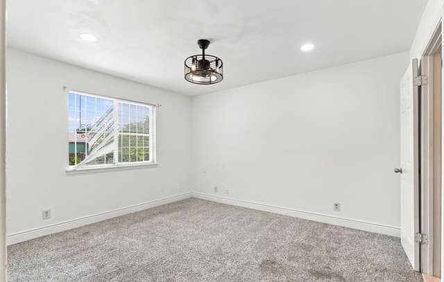 135  Drew Ave, San Antonio, TX 78220 — photo 15