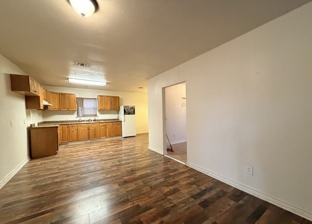 1008 N Main St, Pleasanton, TX 78064 — photo 12