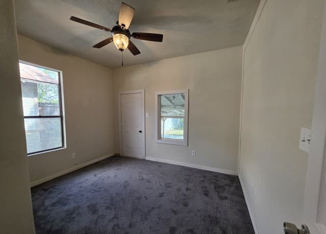 116  Hess, San Antonio, TX 78212 — photo 11