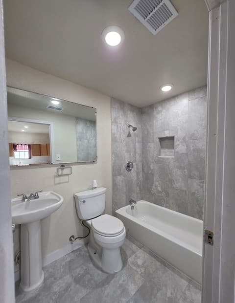 116  Hess, San Antonio, TX 78212 — photo 17