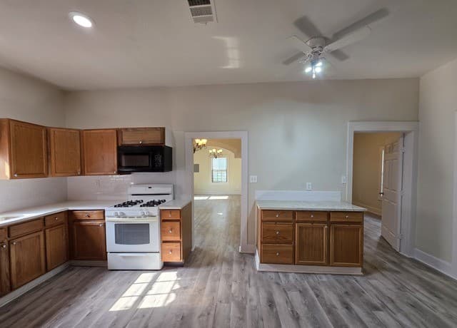 116  Hess, San Antonio, TX 78212 — photo 21