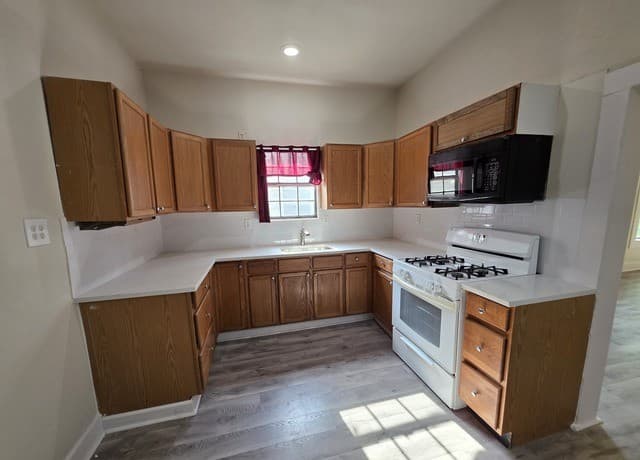116  Hess, San Antonio, TX 78212 — photo 23
