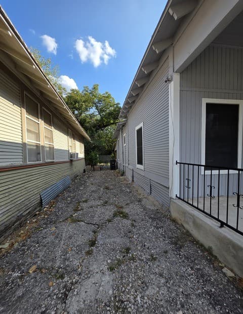 116  Hess, San Antonio, TX 78212 — photo 25