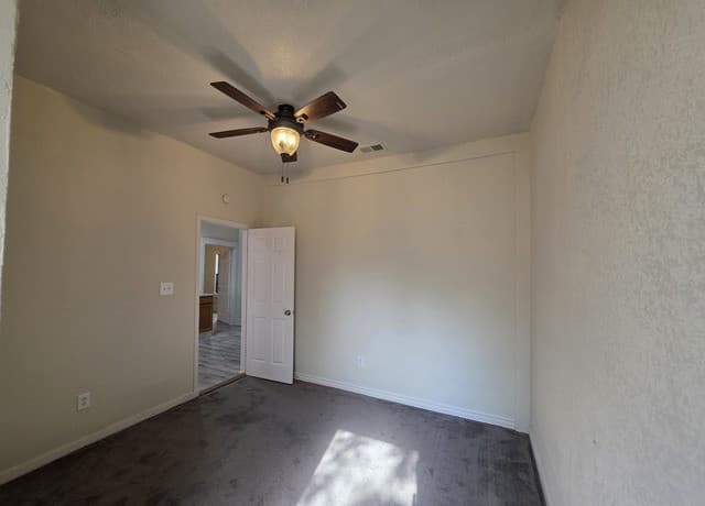 116  Hess, San Antonio, TX 78212 — photo 7