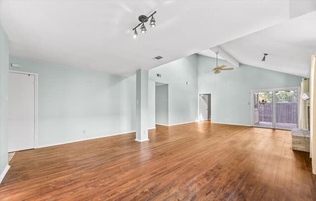 13611  Bell Dr, San Antonio, TX 78217 — photo 4