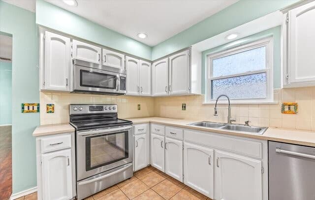 13611  Bell Dr, San Antonio, TX 78217 — photo 9
