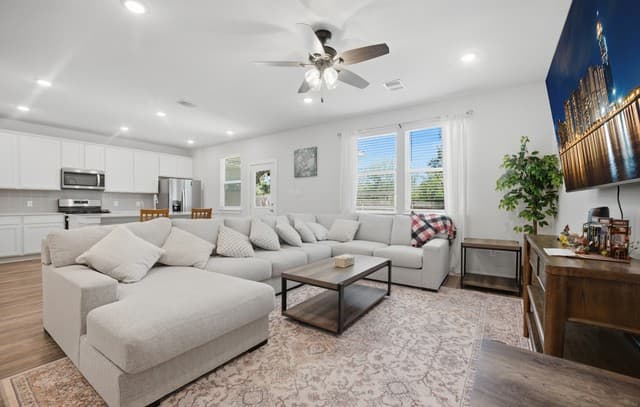 7351  Teal Trace, San Antonio, TX 78240 — photo 5