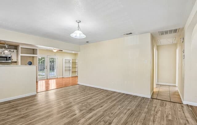 929  Santa Monica St, San Antonio, TX 78201 — photo 13