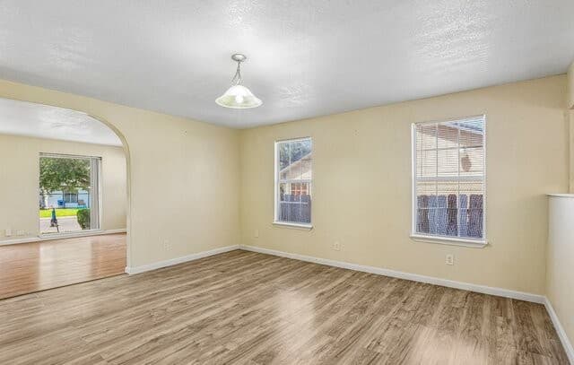 929  Santa Monica St, San Antonio, TX 78201 — photo 15