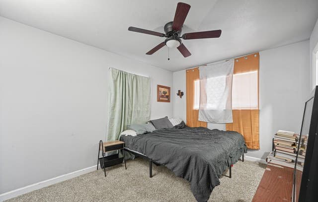 5102  Village Row, San Antonio, TX 78218 — photo 10