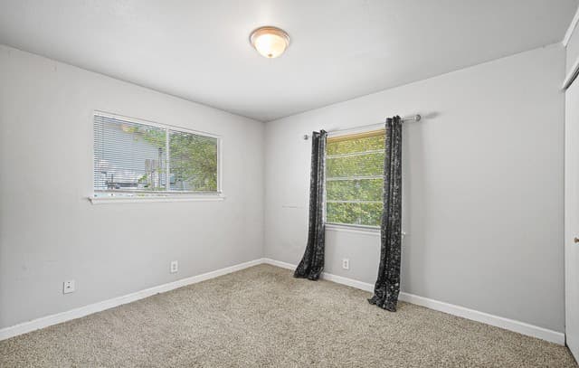 5102  Village Row, San Antonio, TX 78218 — photo 12