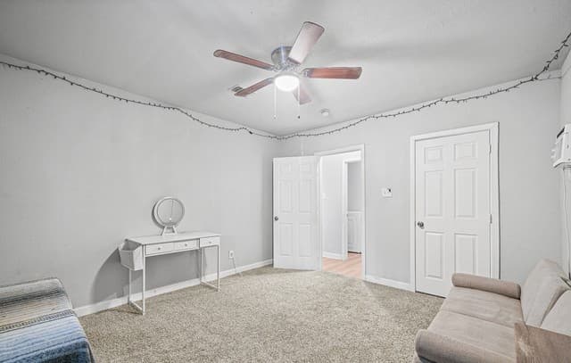 5102  Village Row, San Antonio, TX 78218 — photo 13