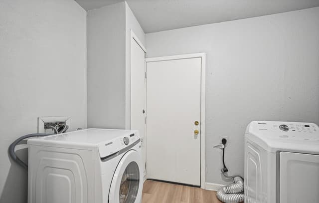 5102  Village Row, San Antonio, TX 78218 — photo 17