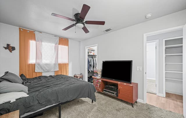 5102  Village Row, San Antonio, TX 78218 — photo 9