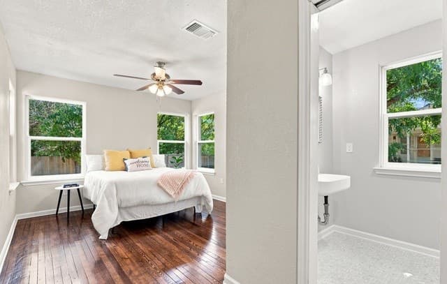 2020  Fresno St, San Antonio, TX 78201 — photo 14