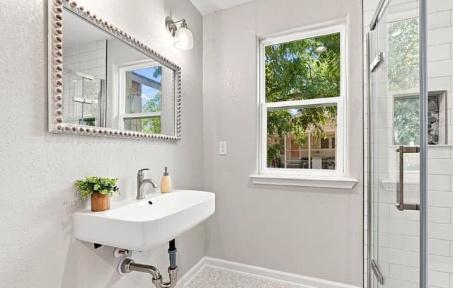 2020  Fresno St, San Antonio, TX 78201 — photo 15