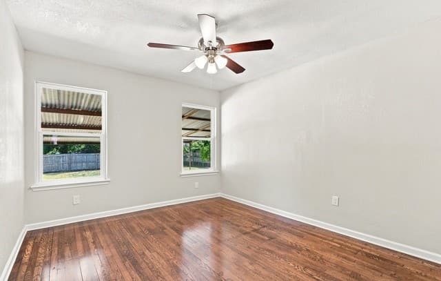 2020  Fresno St, San Antonio, TX 78201 — photo 18