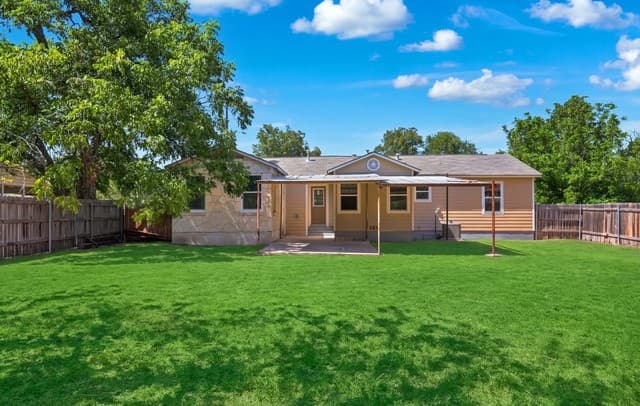 2020  Fresno St, San Antonio, TX 78201 — photo 21