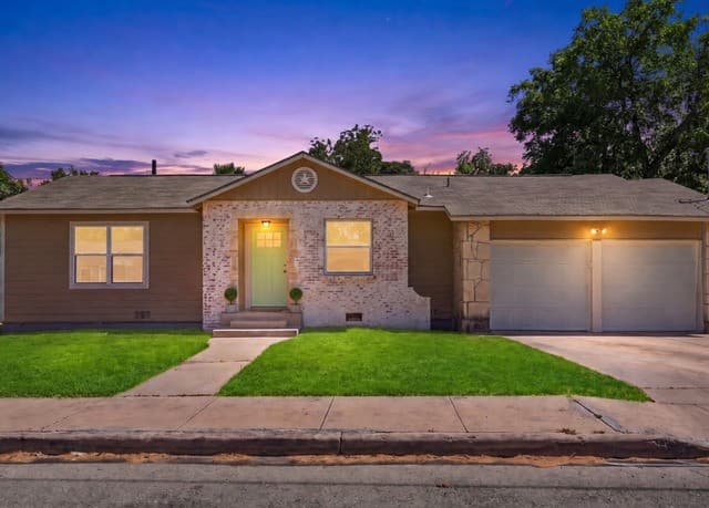 2020  Fresno St, San Antonio, TX 78201 — photo 3