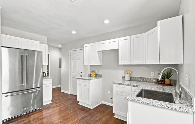 2020  Fresno St, San Antonio, TX 78201 — photo 9