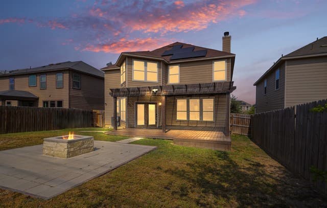 1311  Plaza Lake Dr