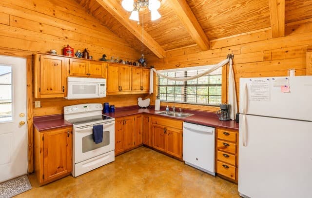 28  Private Road 3855, Utopia, TX 78884 — photo 10