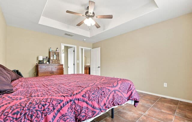 314  Yorktown, Pleasanton, TX 78064 — photo 11
