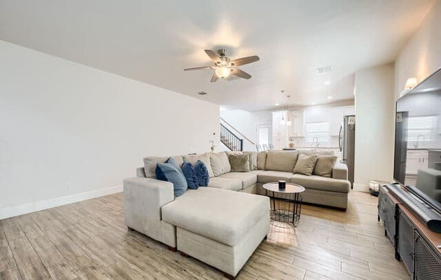 2751  Del Pilar Drive, San Antonio, TX 78232 — photo 4